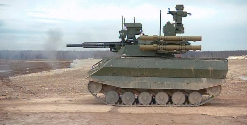 Αυτό είναι το μέλλον του ρωσικού Στρατού: Το ρομποτικό ΤΟΜΑ Uran-9 UGV/UGCV (Βίντεο)